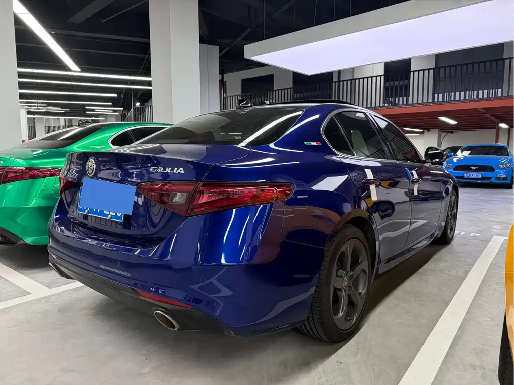 Alfa Romeo Giulia — миниатюра 9