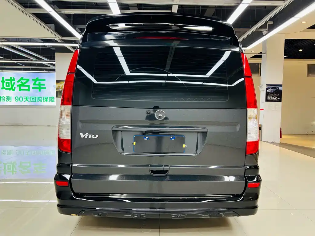 Mercedes-Benz Vito — миниатюра 13