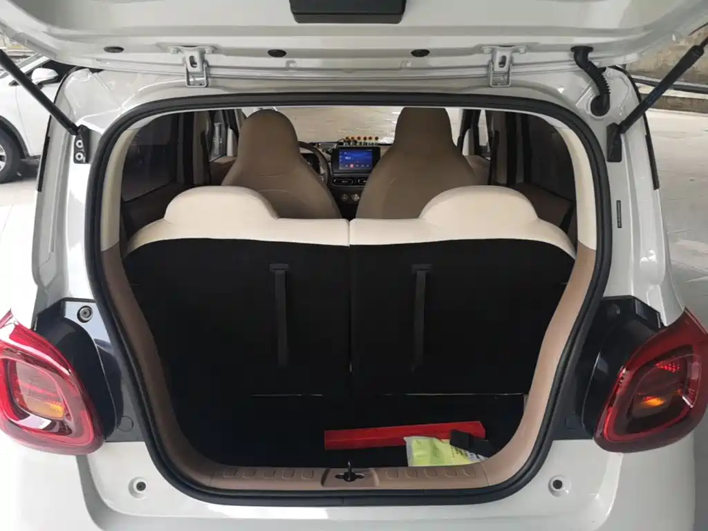 Wuling MINIEV — миниатюра 19