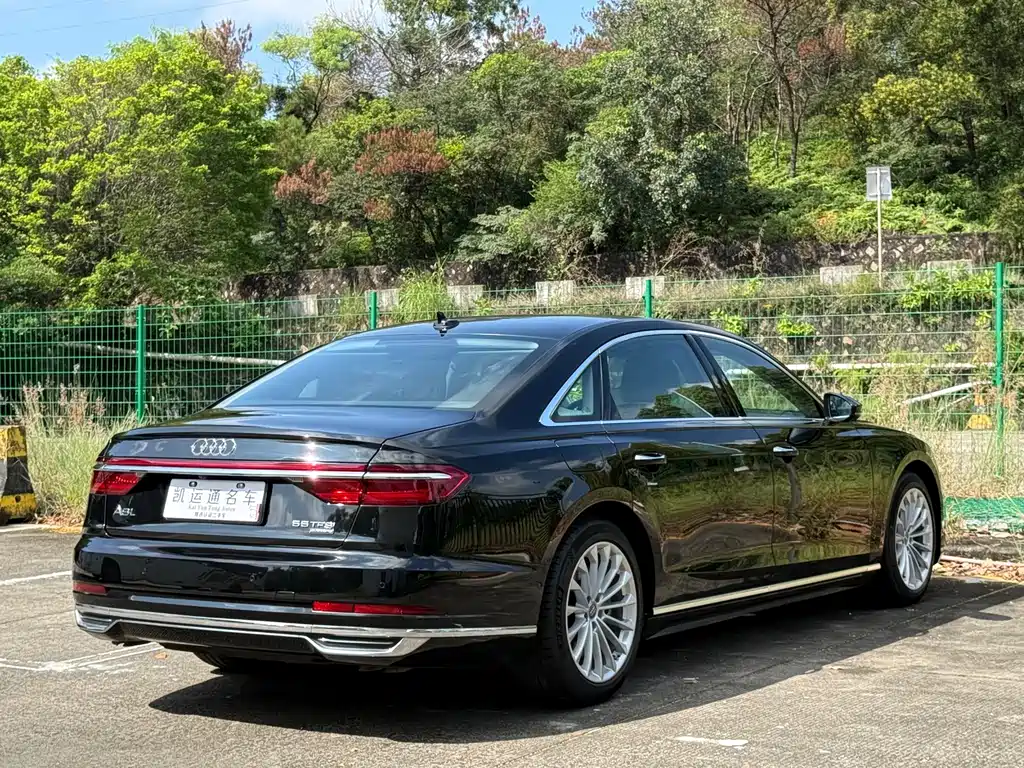 Audi A8 — миниатюра 14