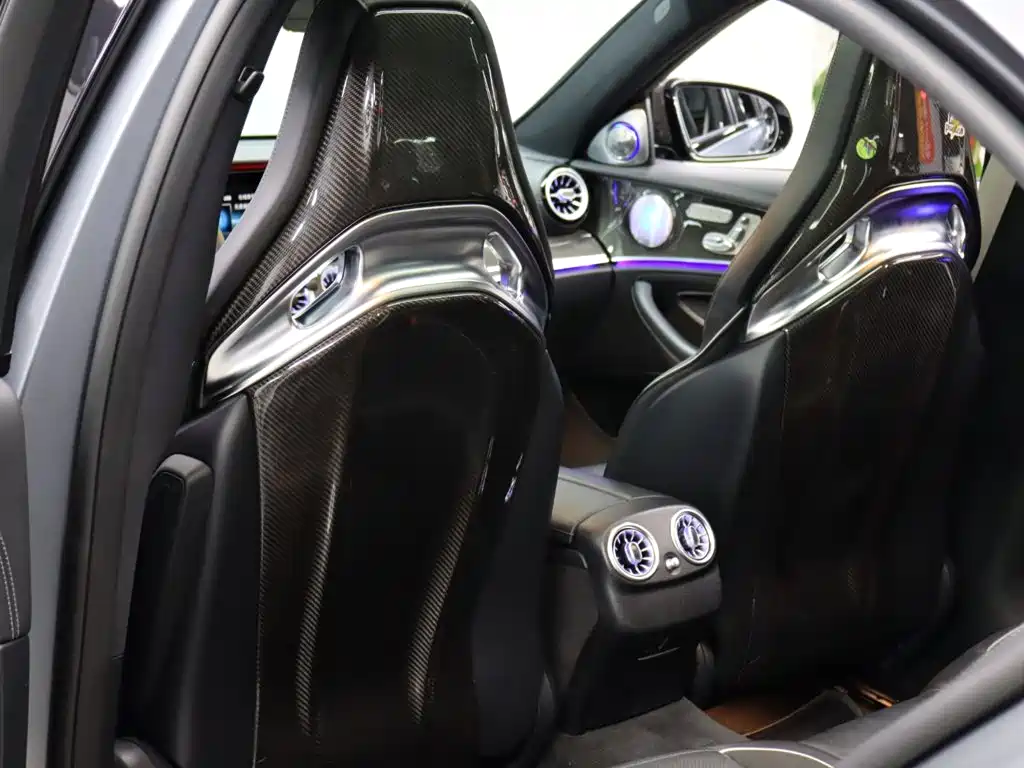 Mercedes-Benz E-Class AMG — миниатюра 14