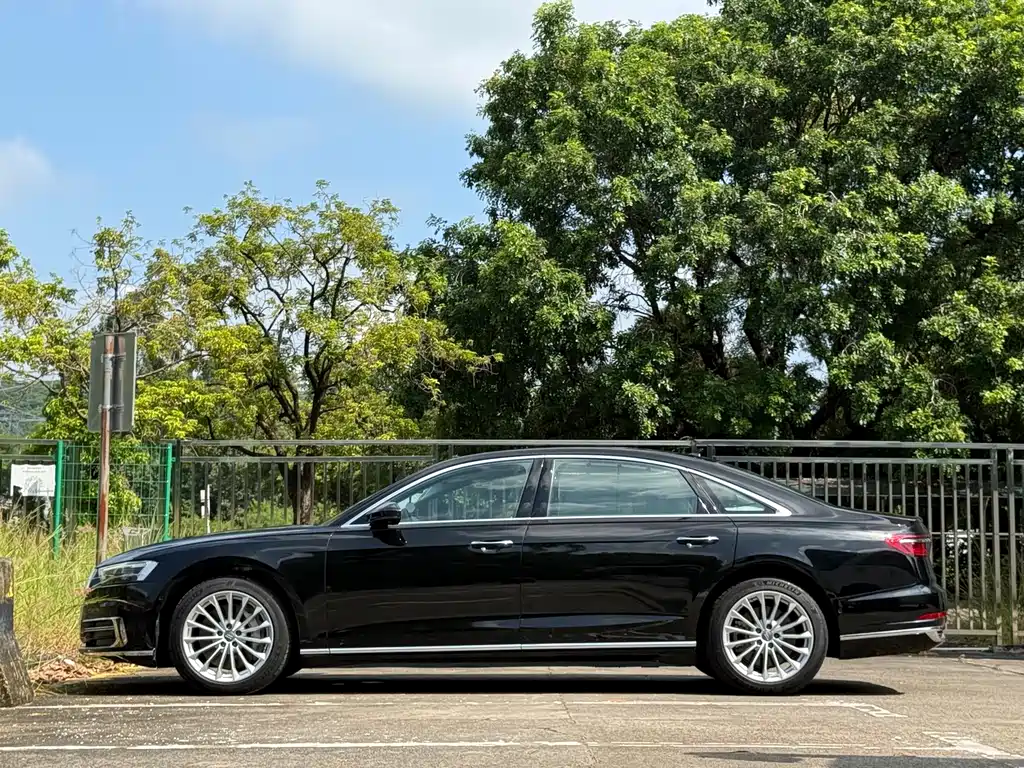 Audi A8 — миниатюра 15