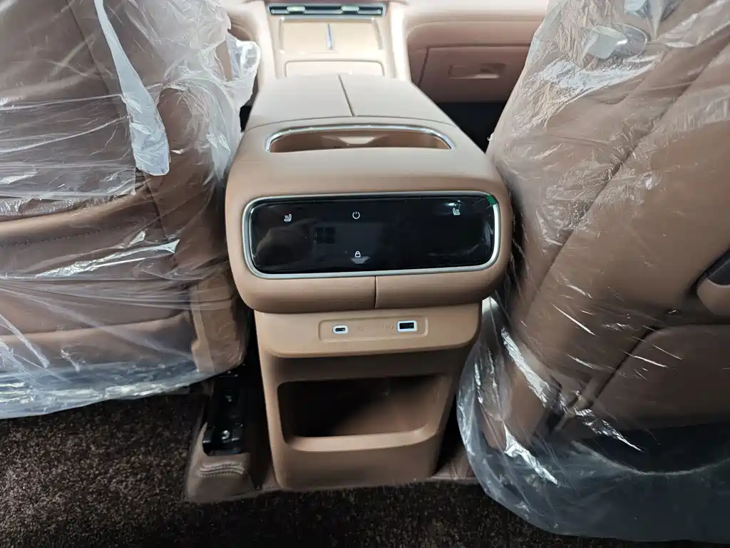 Wuling Xingguang L — миниатюра 24