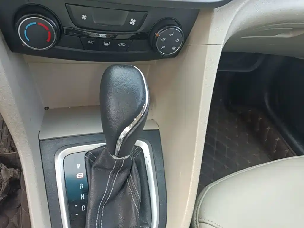 Buick Excelle — миниатюра 14