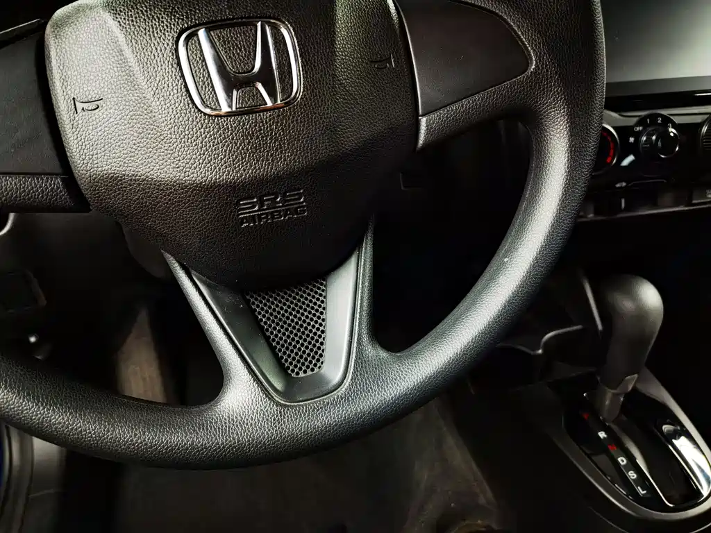 Honda Fit — миниатюра 18
