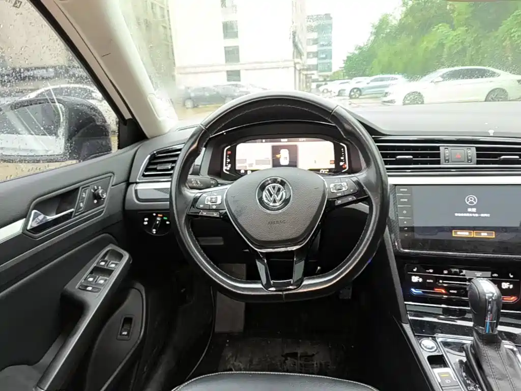 Volkswagen Lamando — миниатюра 11