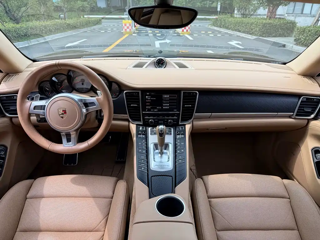 Porsche Panamera — миниатюра 19