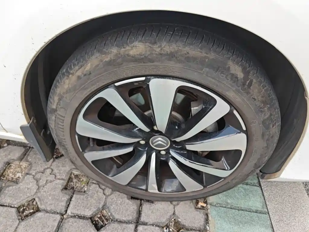 Citroen C4L — миниатюра 24