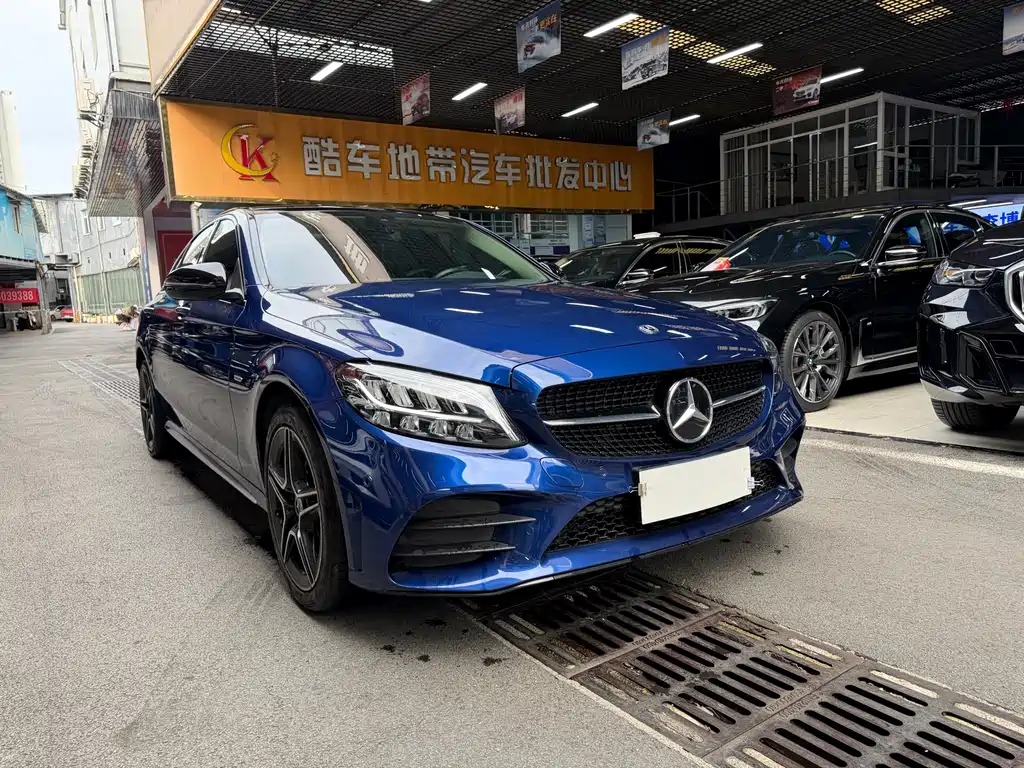 Mercedes-Benz C-Class — миниатюра 3