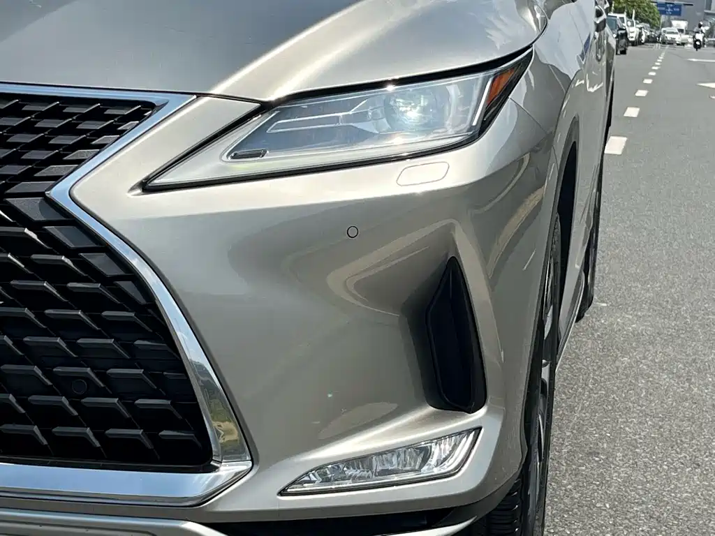 Lexus RX — миниатюра 17