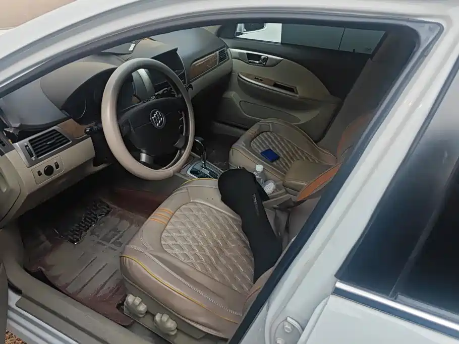 Buick Excelle — миниатюра 9