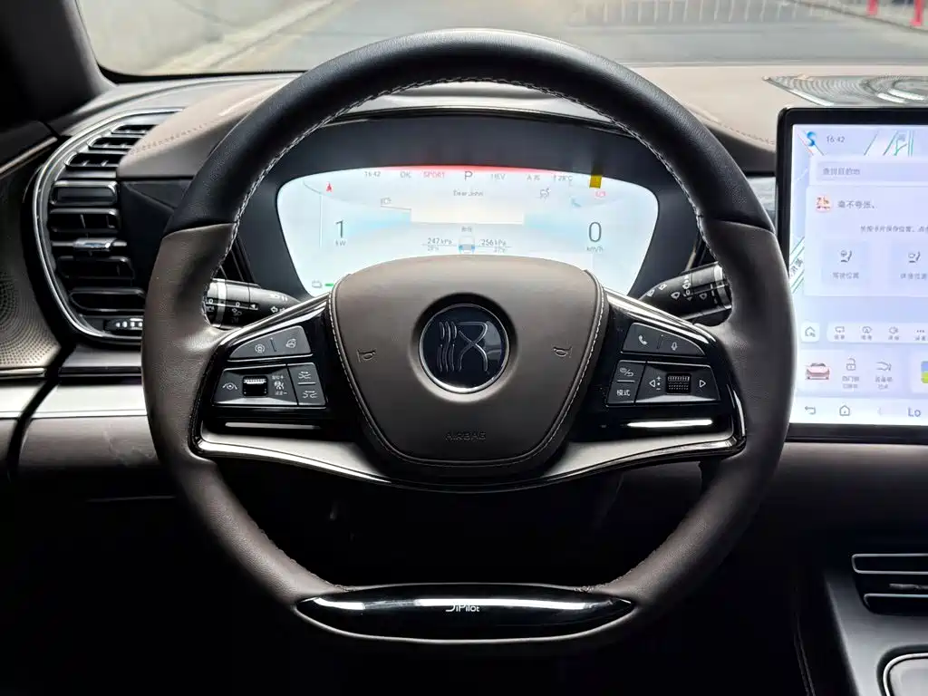 BYD Han — миниатюра 12