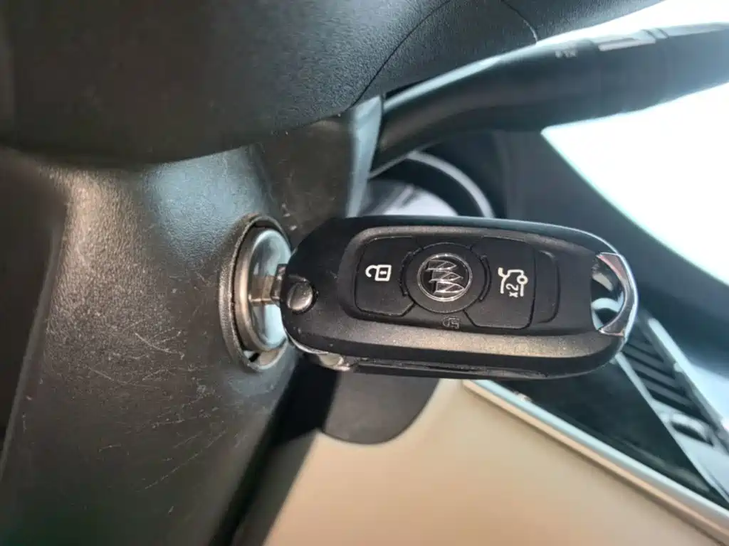 Buick Verano — миниатюра 9