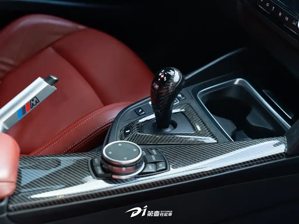 BMW M3 — миниатюра 9
