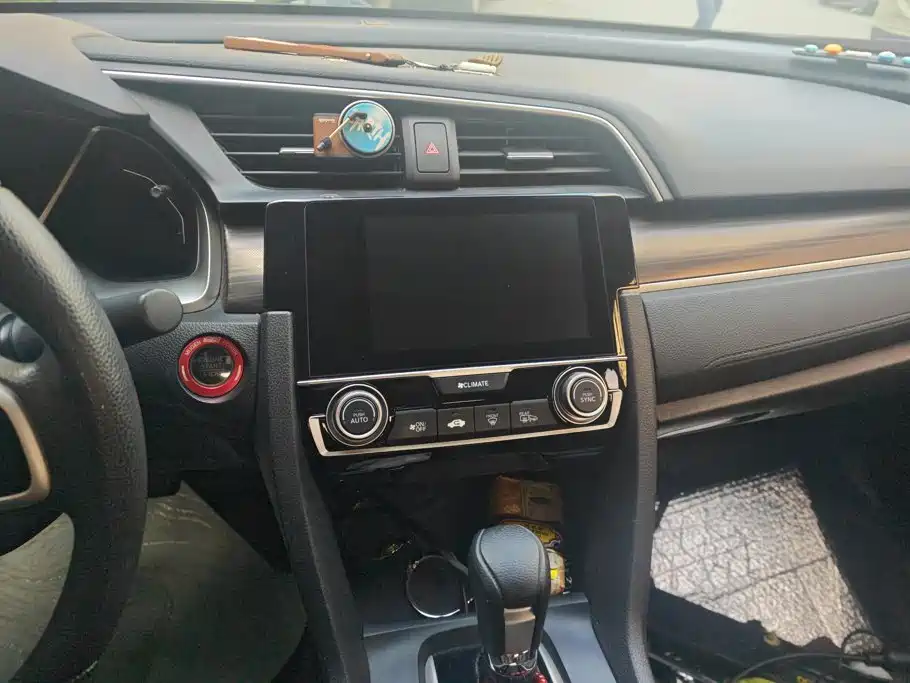 Honda Civic — миниатюра 13