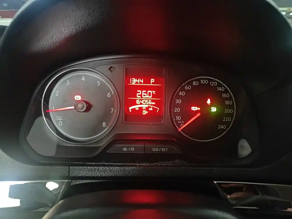 Volkswagen Jetta — миниатюра 12