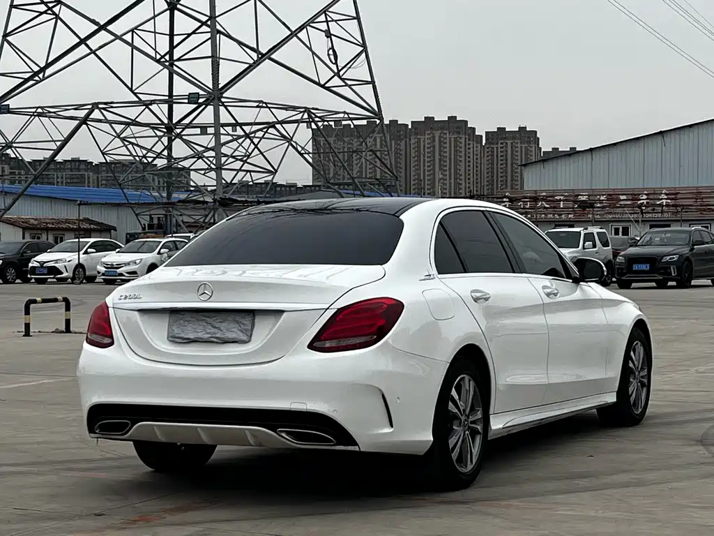 MERCEDES-BENZ C CLASS