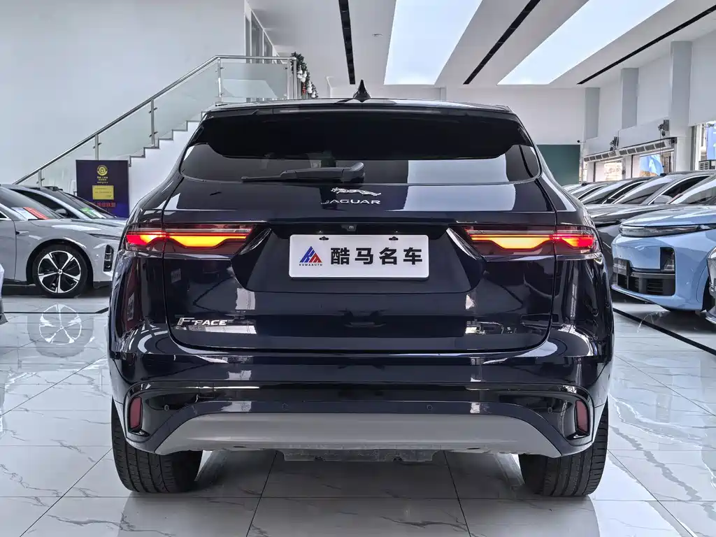 Jaguar F-PACE — миниатюра 14