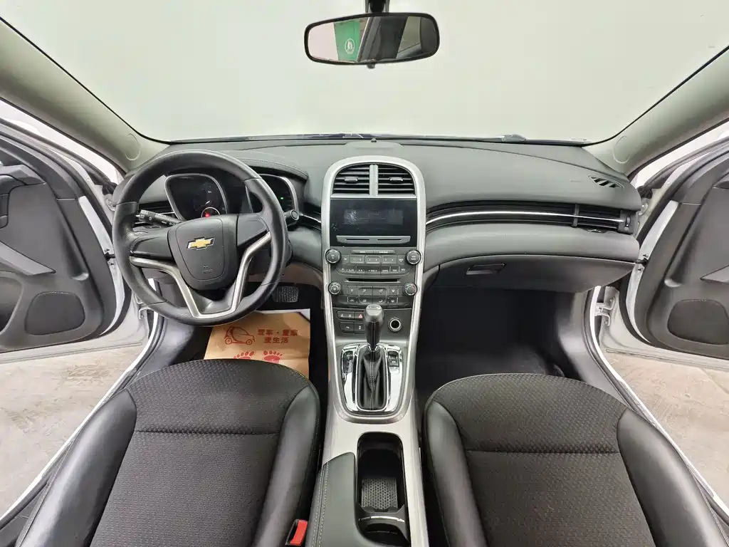 Chevrolet Malibu — миниатюра 9