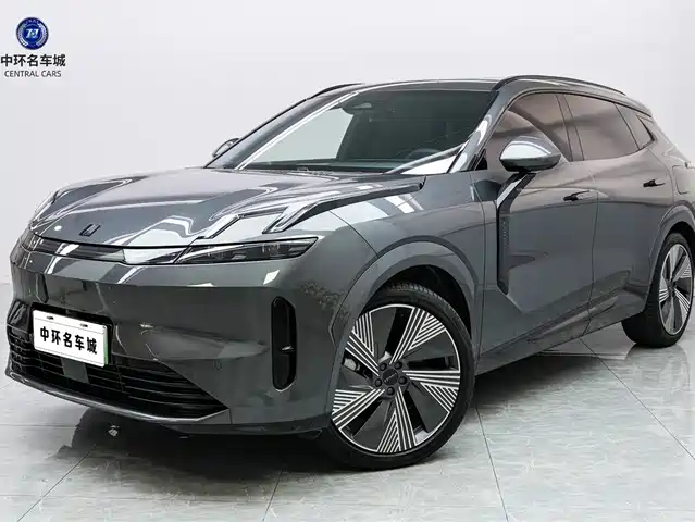 LYNK & CO. 08 EM P 2024