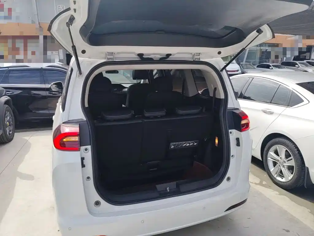 GAC Motor Trumpchi M6 — миниатюра 19