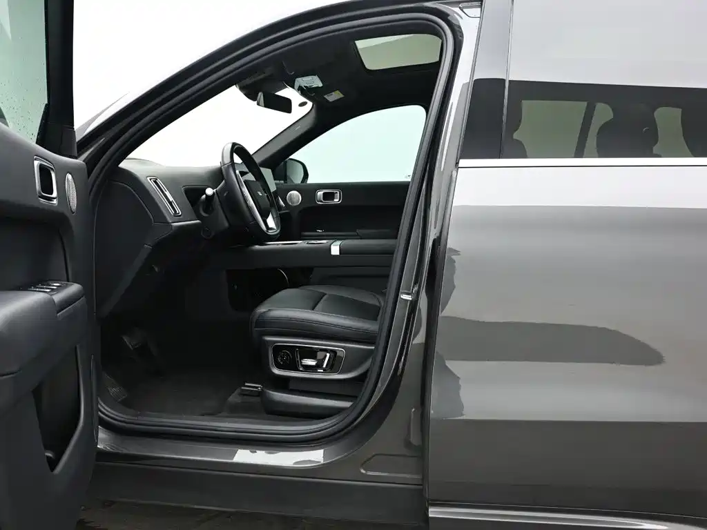 Li Auto Li L8 — миниатюра 9