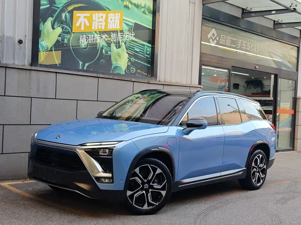 NIO ES8