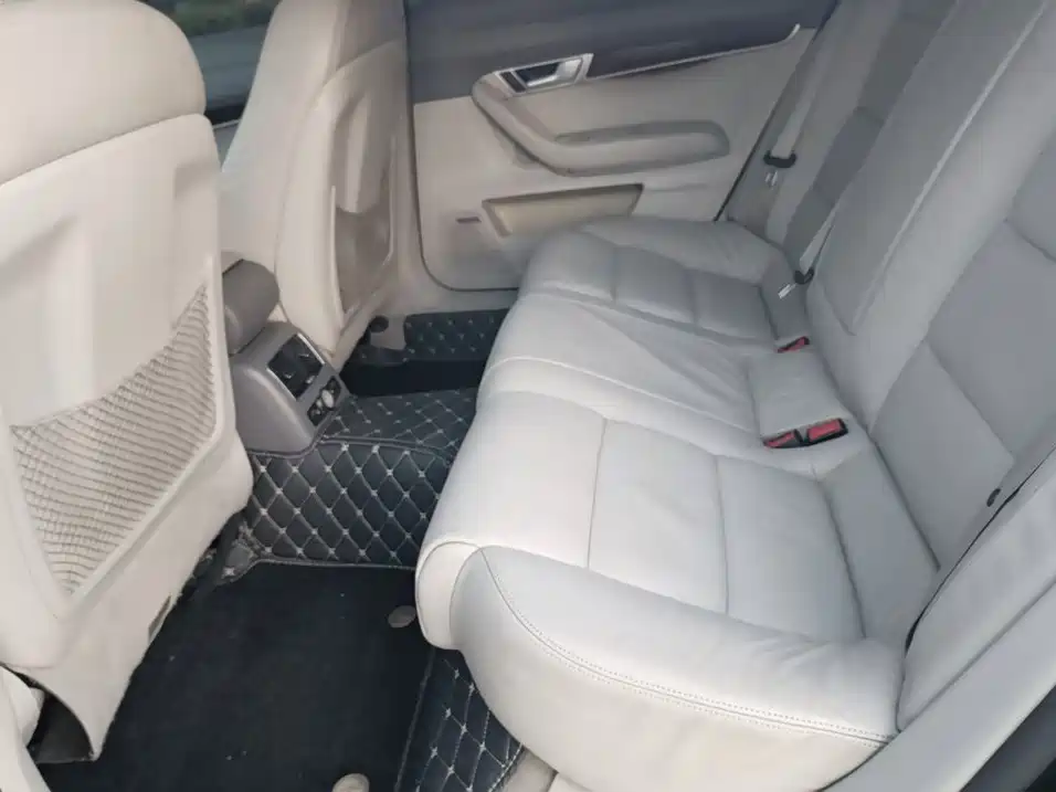 Audi A6L — миниатюра 15