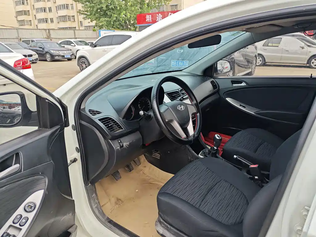Hyundai Ruiyi — миниатюра 6