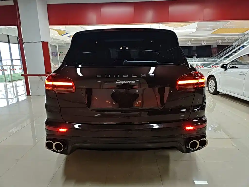 Porsche Cayenne 2016 Cayenne Platinum Edition 3.0T
