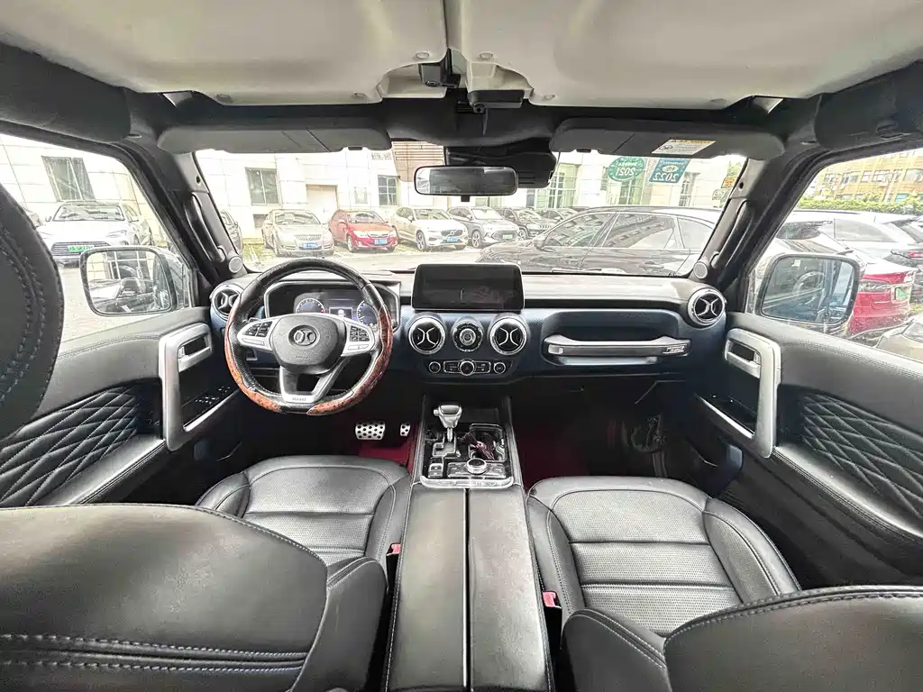 BAIC BJ40 2019 2.3T AT Premium VI