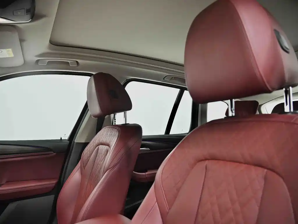 BMW X3 — миниатюра 9