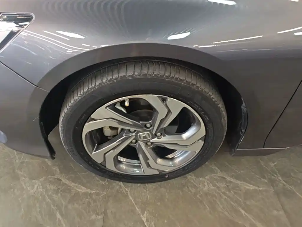 Honda Accord — миниатюра 23