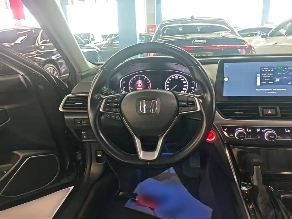 Honda Accord — миниатюра 11