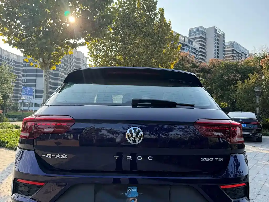 Volkswagen T-Roc — миниатюра 5