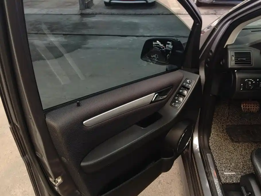 Mercedes-Benz B-Class — миниатюра 7