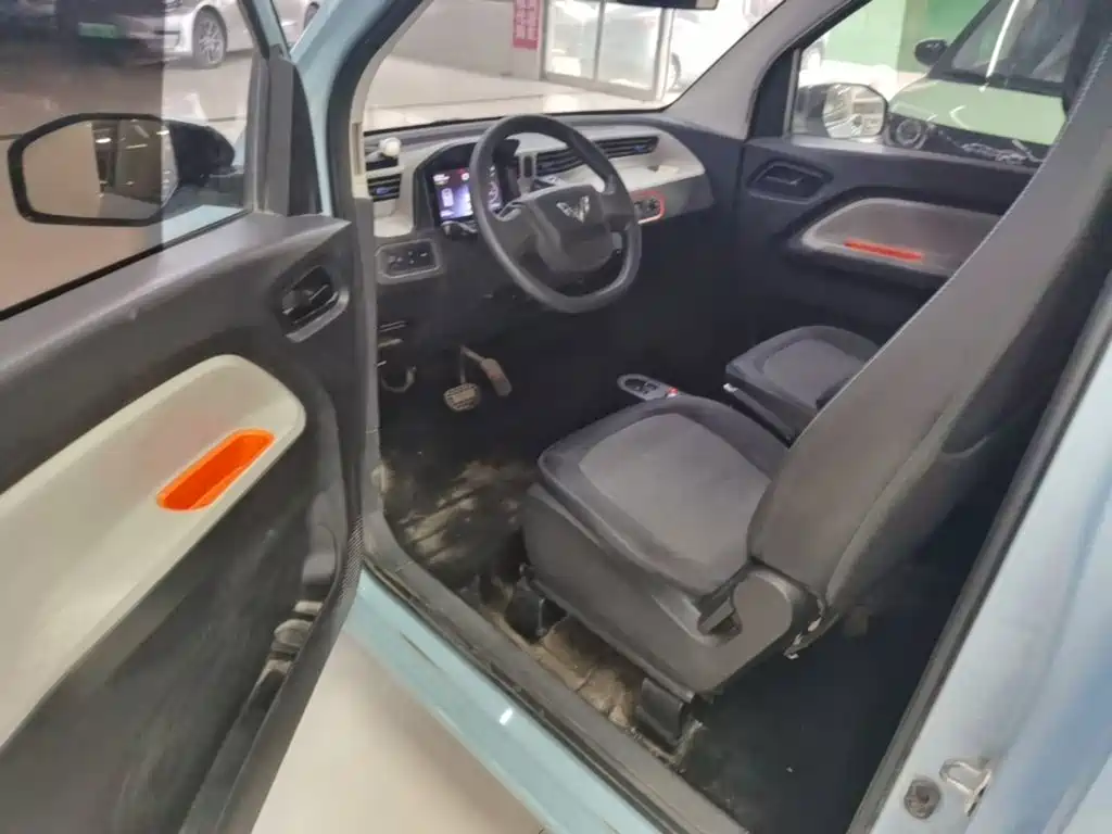 Wuling MINIEV — миниатюра 16