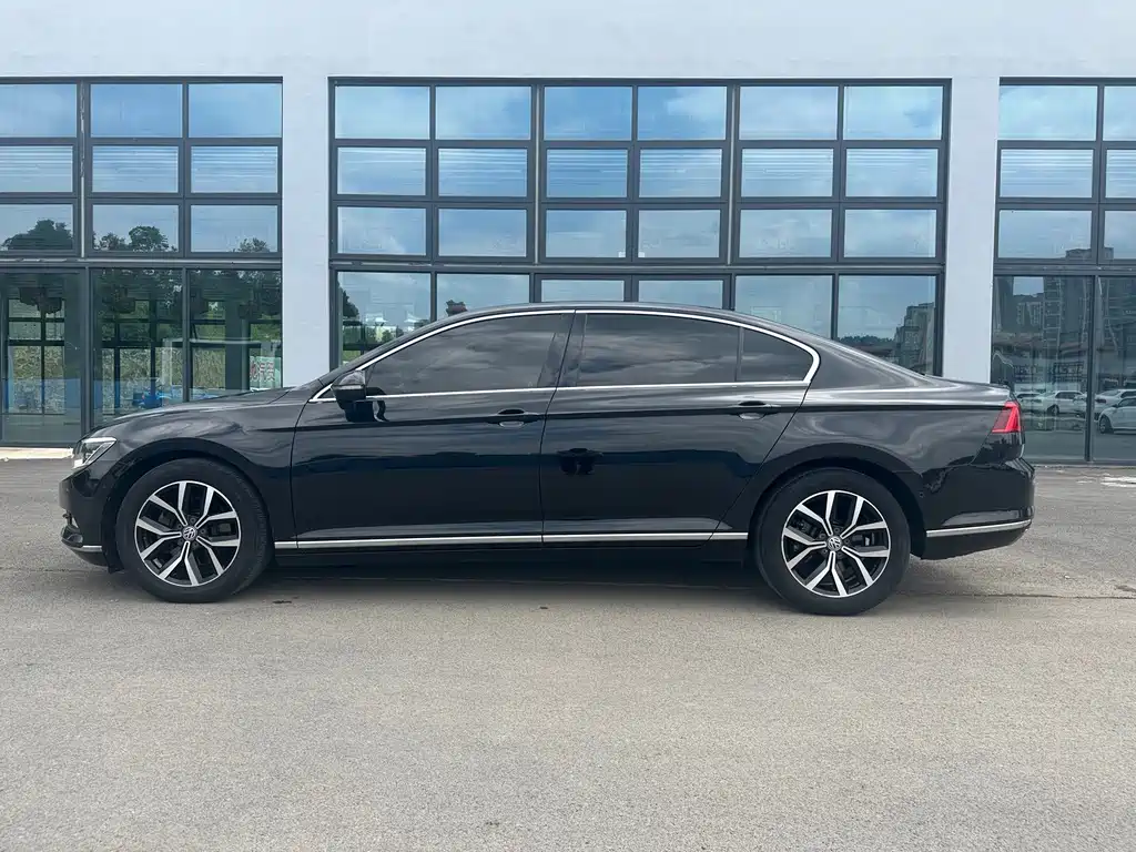 Volkswagen Magotan — миниатюра 12