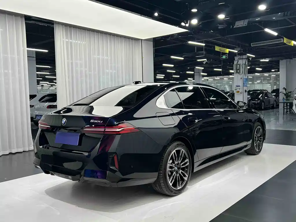 BMW 5 Series 5 2025 530Li Lead M Sport