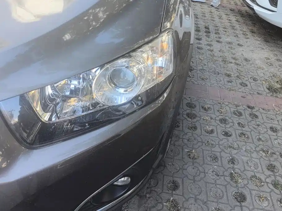 Chevrolet Captiva — миниатюра 5