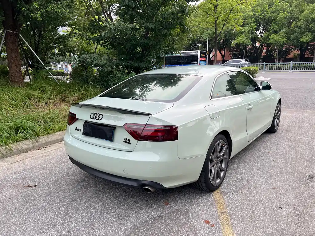 Audi A5 (Import) — миниатюра 7