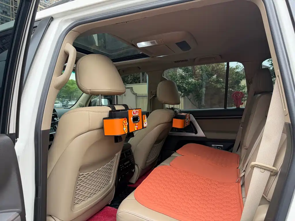 Toyota Land Cruiser 2010 4.7L AT VX