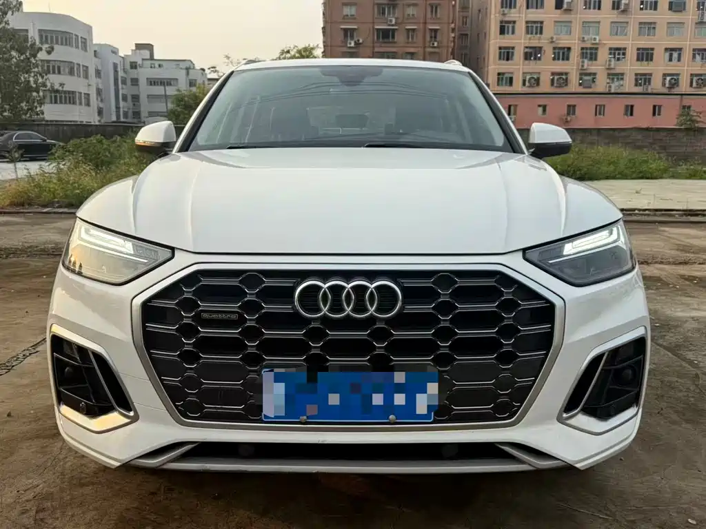 Audi Q5L — миниатюра 2