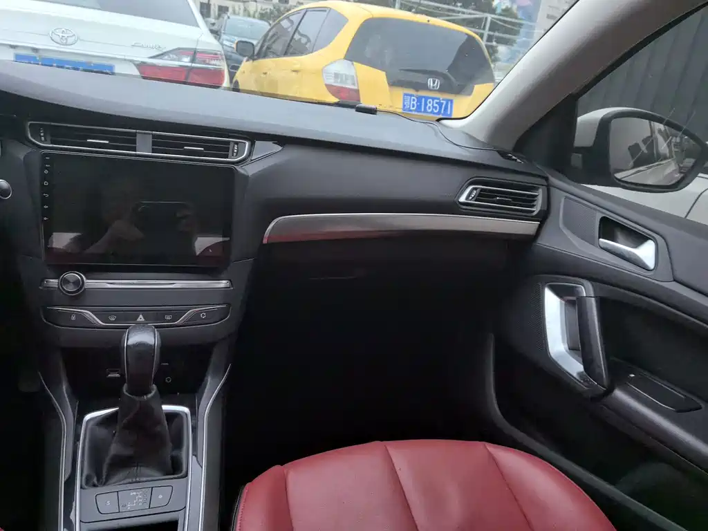 Peugeot 408 — миниатюра 12