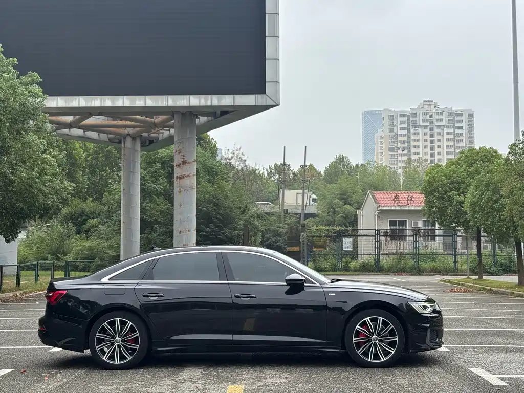 Audi A6L — миниатюра 4