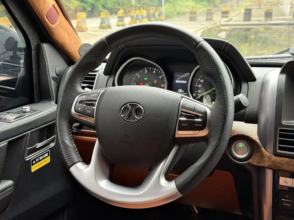 BAIC BJ80 2017 2.3T