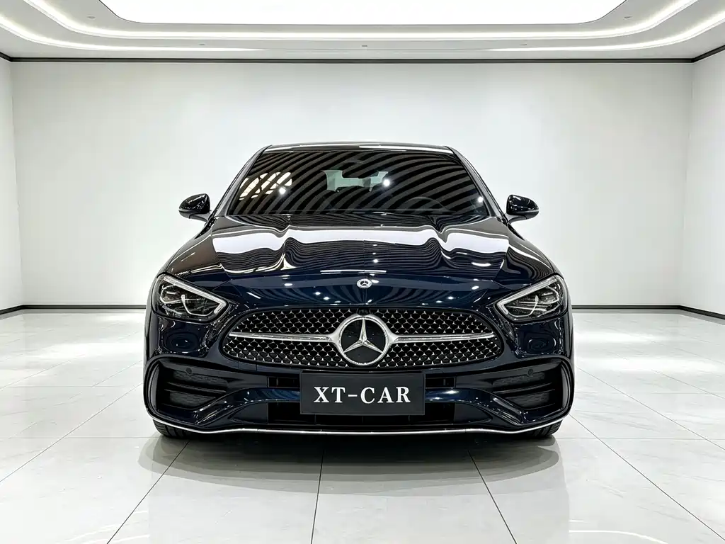 Mercedes-Benz C-Class — миниатюра 2