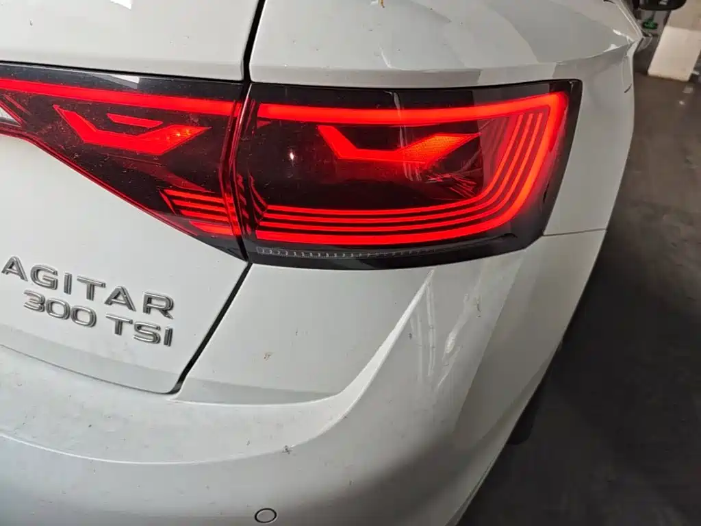 Volkswagen Sagitar — миниатюра 8