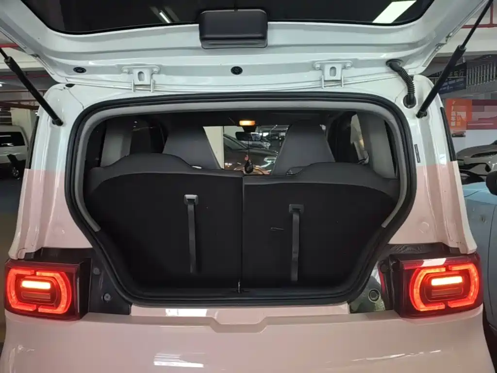 Wuling MINIEV — миниатюра 19