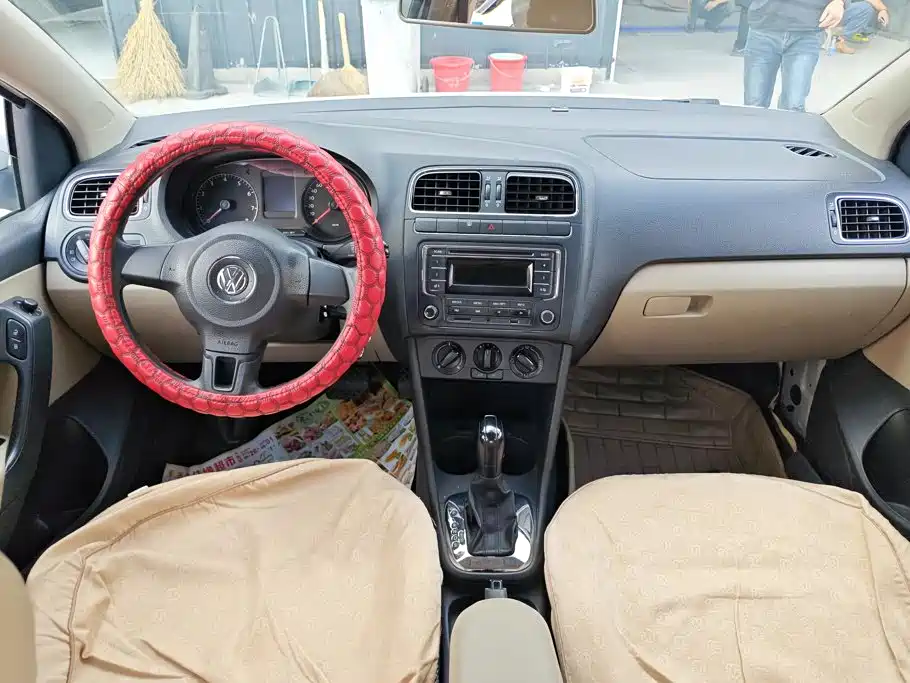 Volkswagen Polo — миниатюра 12